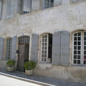 https://la-demeure-saint-clar.midi-pyreneeshotels.com